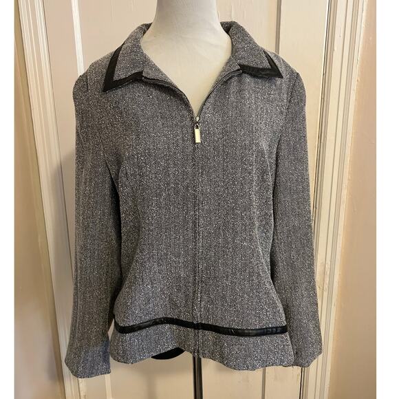Sag Harbor Women’s Gray Zip-Up Jacket with Faux Leather Trim - Picture 4 of 14